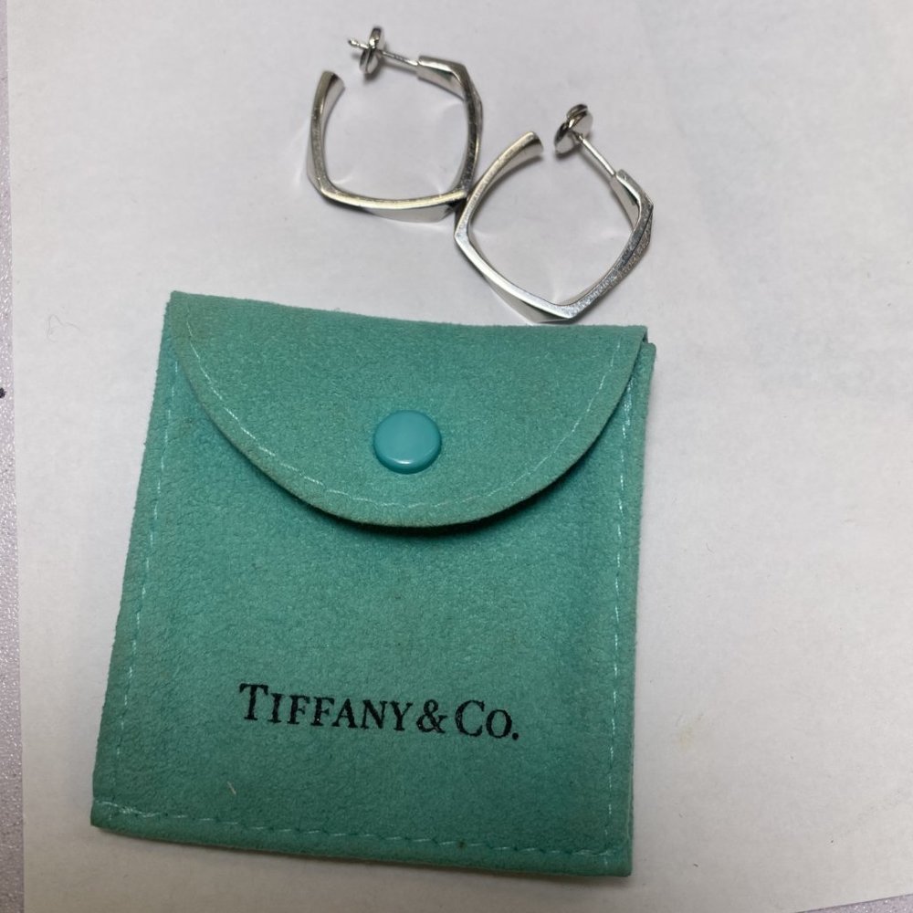 Tiffany & CO 18k 0.30ctw Diamond Hoop Earrings Frank Gerky (8991)